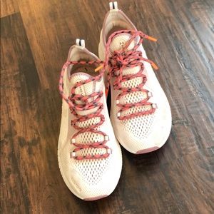 Under armour pink speedform 2.0 shoes